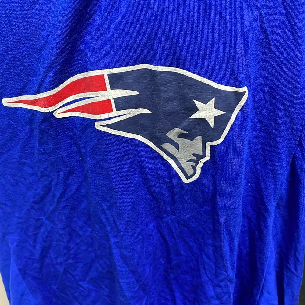 Blue NFL Patriots halter top fits small - Picture 2 of 11